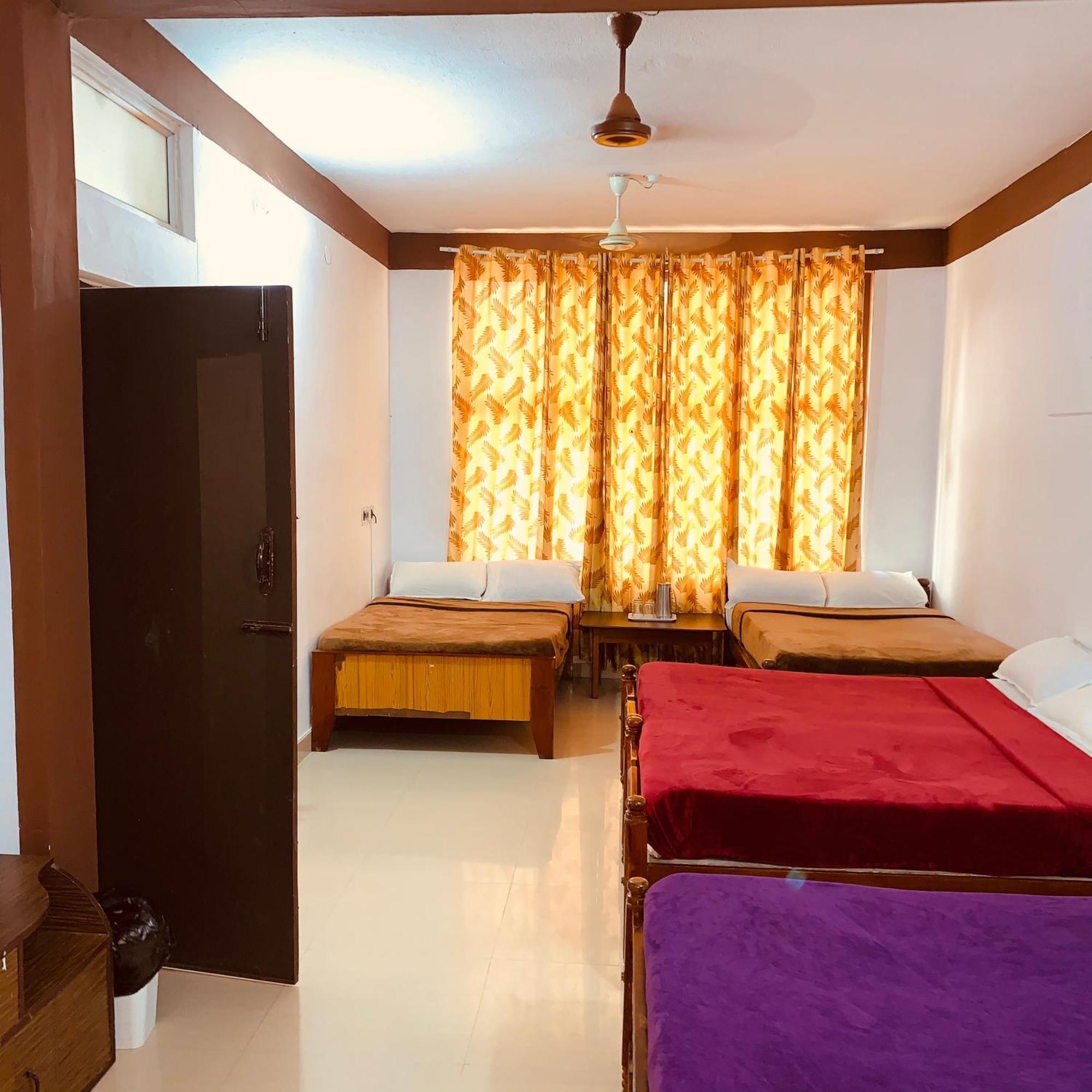 Hotel caveri inn Madikeri Eksteriør bilde