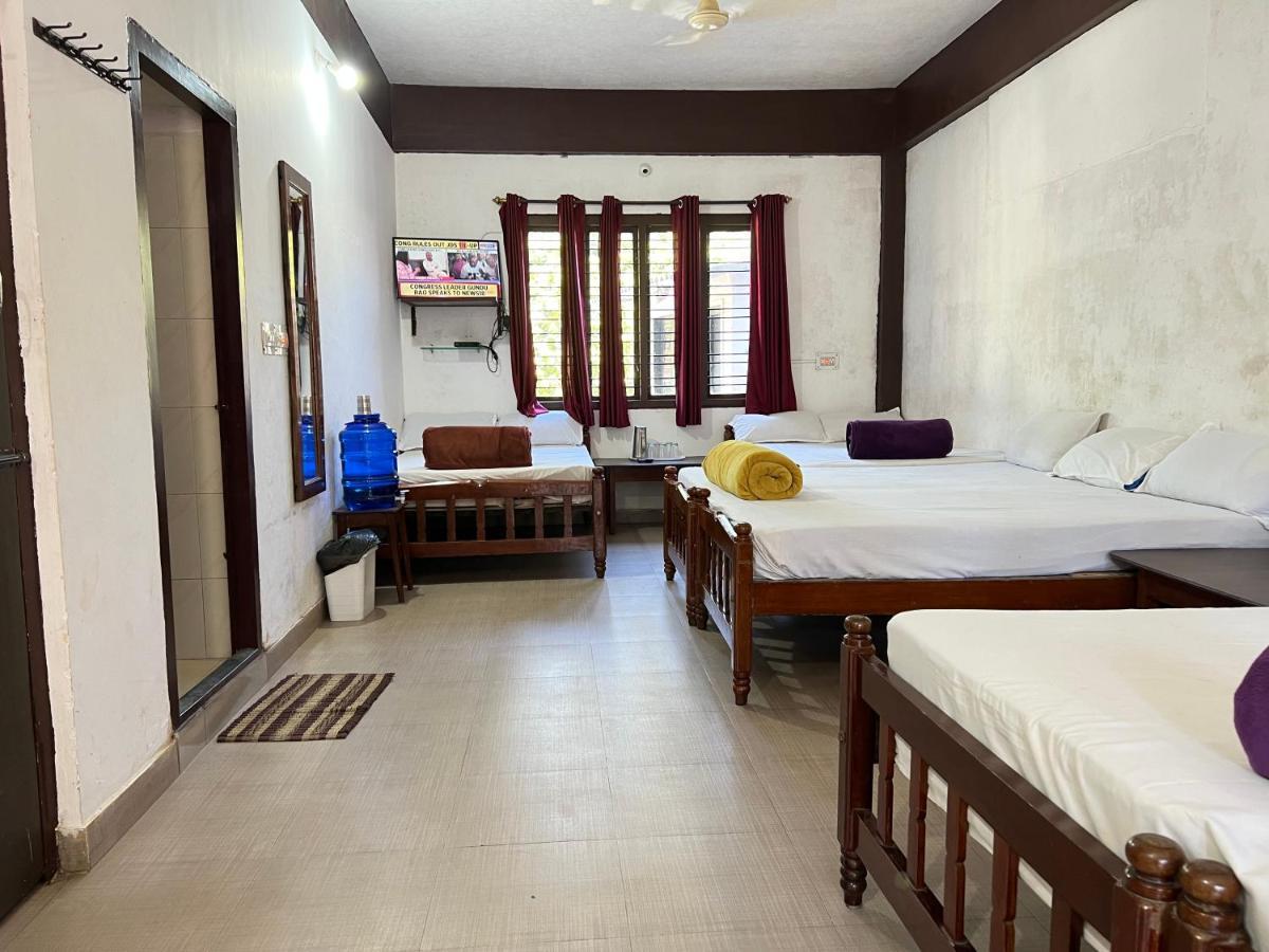 Hotel caveri inn Madikeri Eksteriør bilde