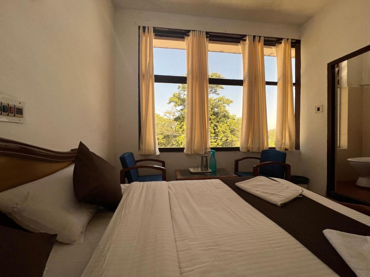 Hotel caveri inn Madikeri Eksteriør bilde