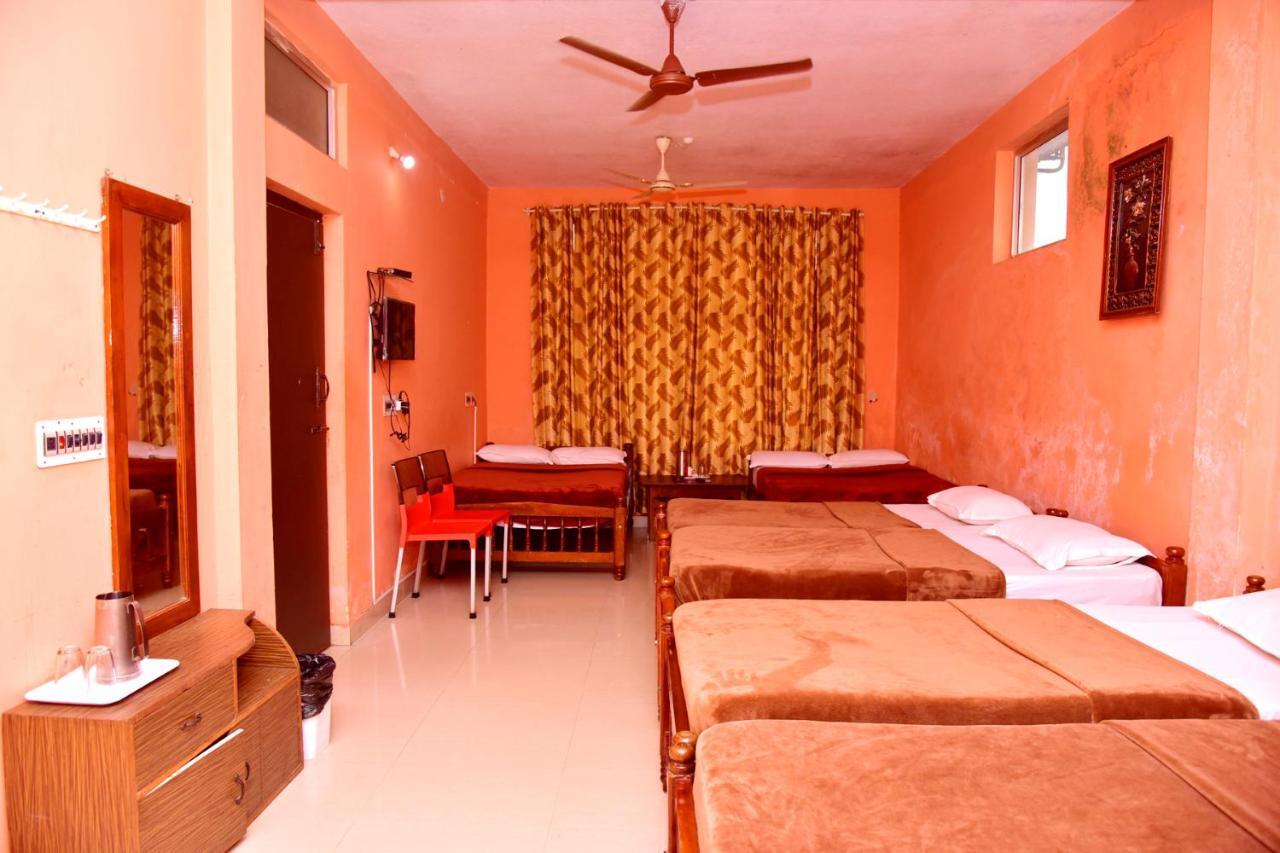 Hotel caveri inn Madikeri Eksteriør bilde